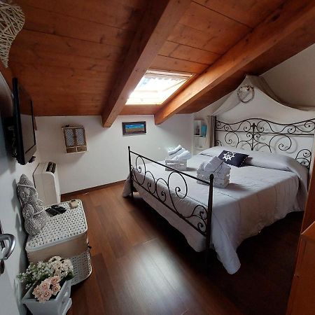 Le Camere Della Casa Di Tessa Nel Borgo Antico Термолі Екстер'єр фото