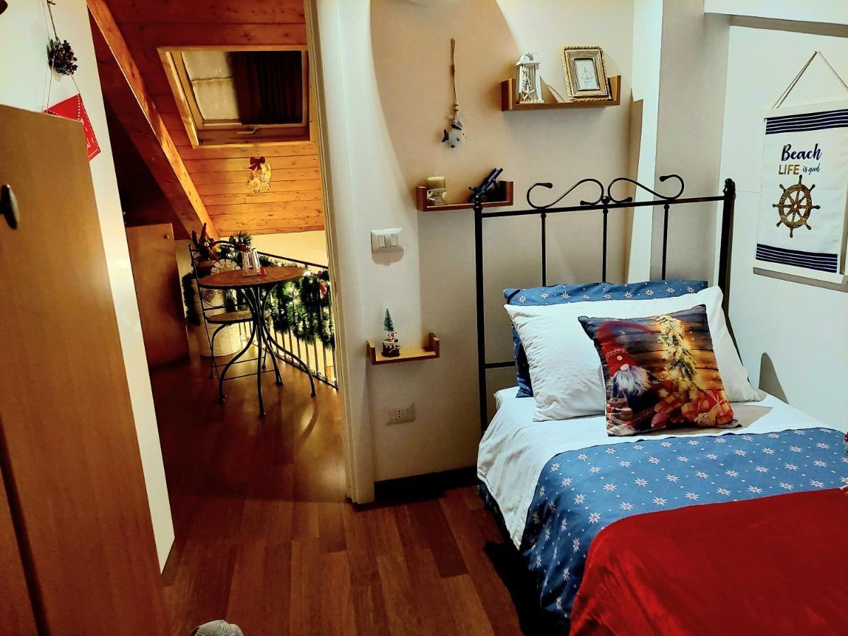 Le Camere Della Casa Di Tessa Nel Borgo Antico Термолі Екстер'єр фото